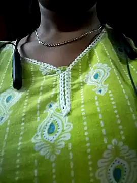 rekha_89 (F teen) - Boobs oiling 🤤🤤