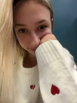 Lia__Love