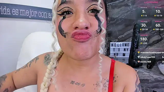  miss_danika chat room