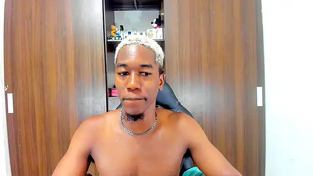 dreamastercum_ (Ask my age) - cum show