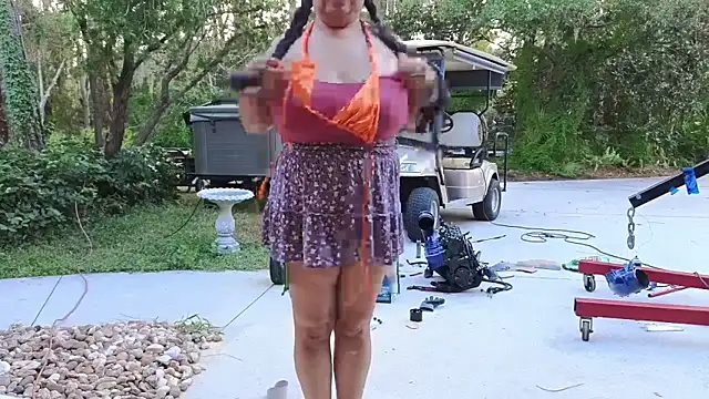Vickiebee