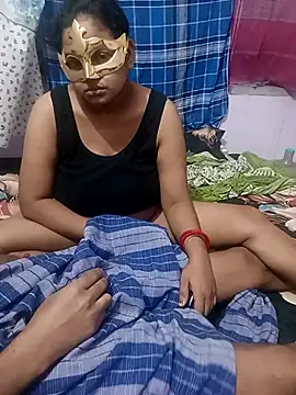 Deborbhavi222 webcam