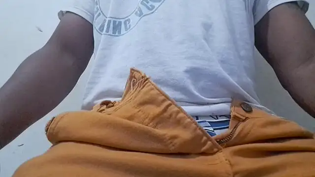 royblackbigpvt webcam