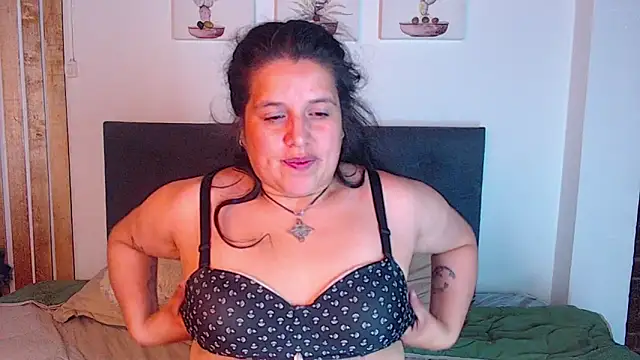 Andrea_secret_ webcam
