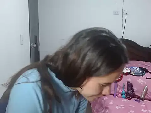 yarafuckass webcam