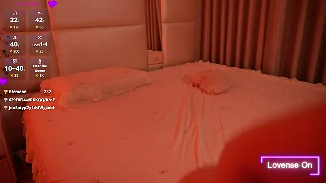 Lilly_Colins webcam