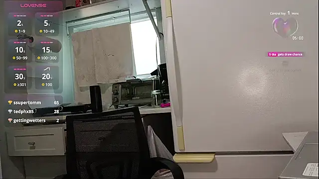 MissHannahO webcam