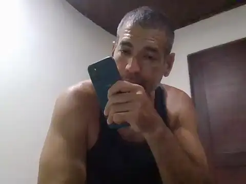 jackbigcock11 webcam