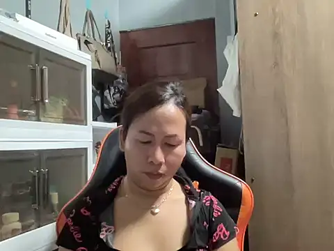 UrLove_Marga webcam