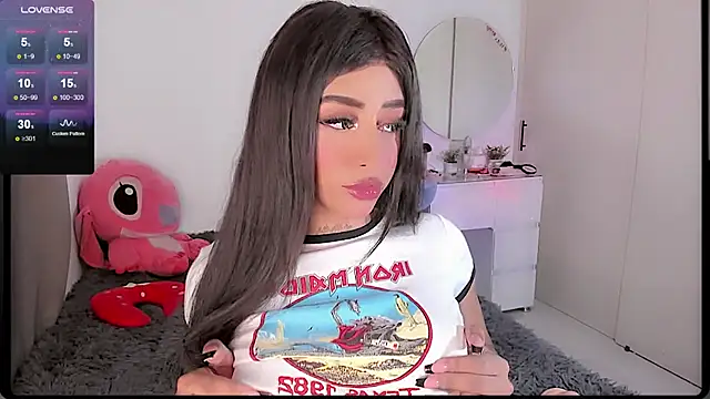 urcuttiegirl webcam