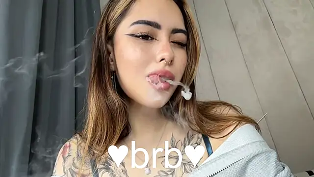 baby__kim webcam
