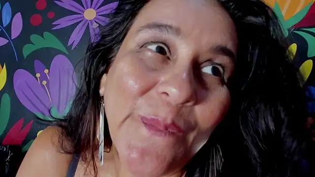 Sharllot_bbw webcam