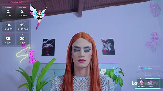 money_Ts_ webcam