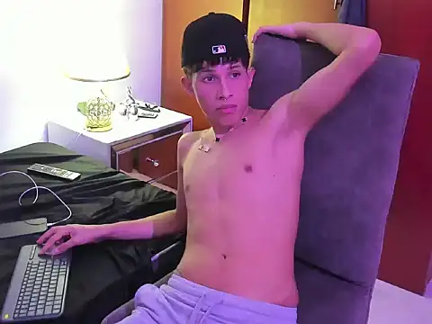 Adam_Loveee webcam