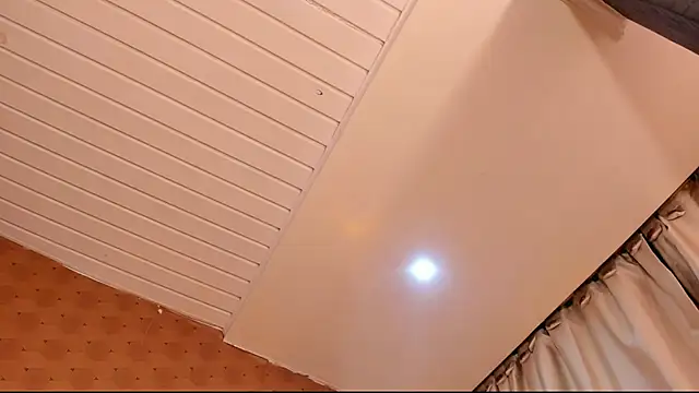 chris_quartz webcam