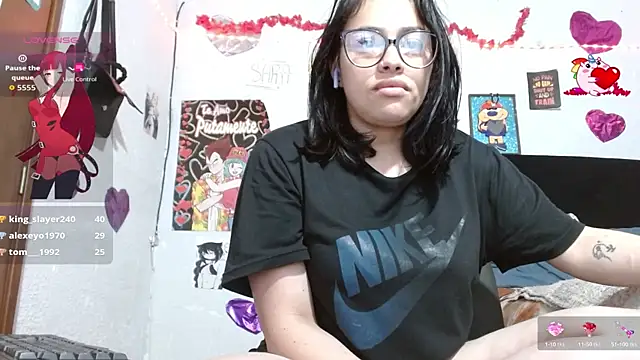 Saray_extrovert_ webcam