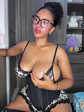 Mia_sweet80 webcam