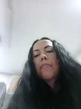 MiaForever1 webcam