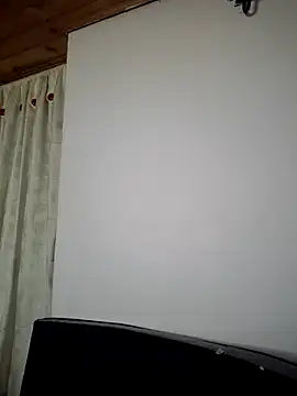 loveuu-bae webcam