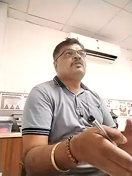Desi_Lodo_Gujju_Boy webcam