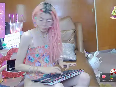 Skinygirl webcam