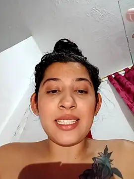 VALENTINA_ROUSE_