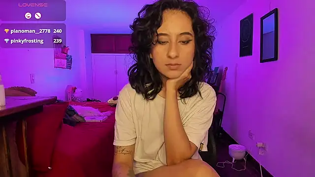 atenea_dragon__ webcam
