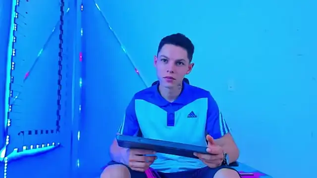 HOT_boy2025