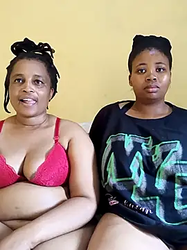 Prettyboobiesx webcam