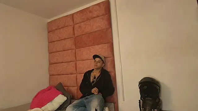 HellAndDante_ webcam
