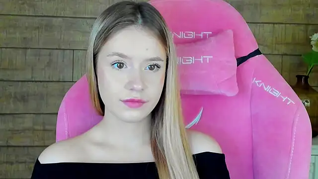 MilanaBalmain webcam