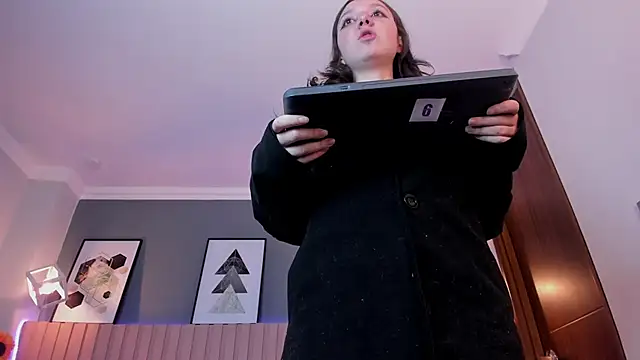 Nina_Ford webcam