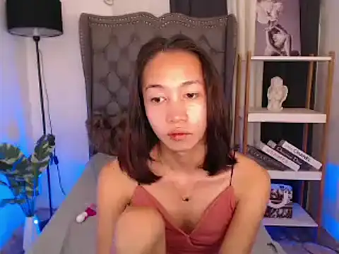 Sweet_kittyxx webcam