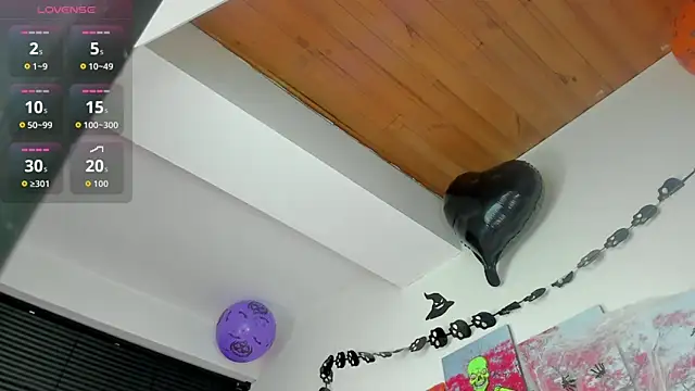 Charlote_Ross webcam