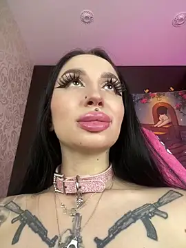 Molly__Moon webcam