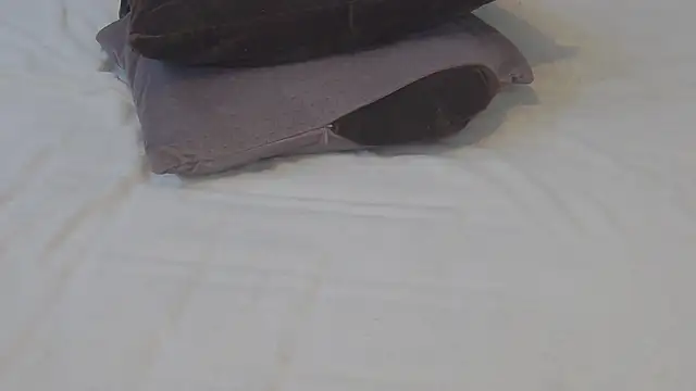 Anne_Blueeyes webcam