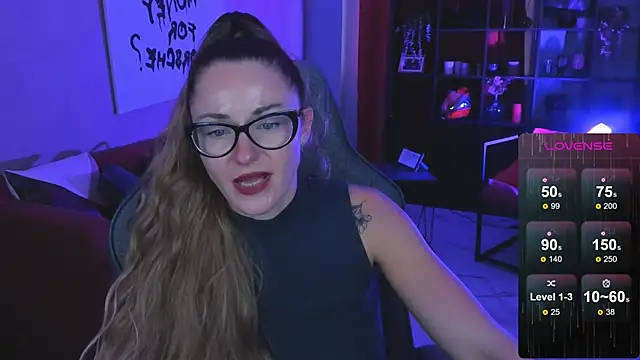 LadyIzabel webcam