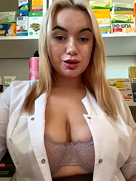 Maya_Willis webcam