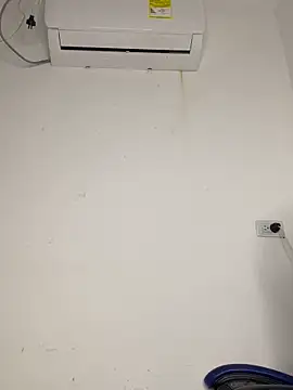 Rousevans_ webcam