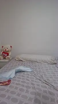 Larissa4U webcam