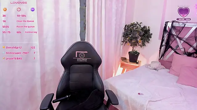 Shinedark_tay1 webcam