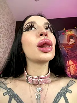 Molly__Moon