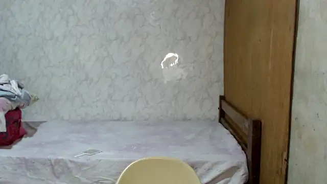 B0rn2Porn webcam