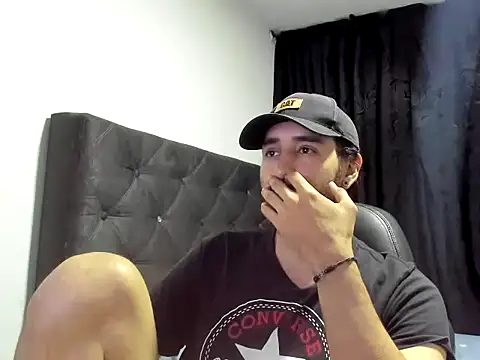 coolfriki webcam