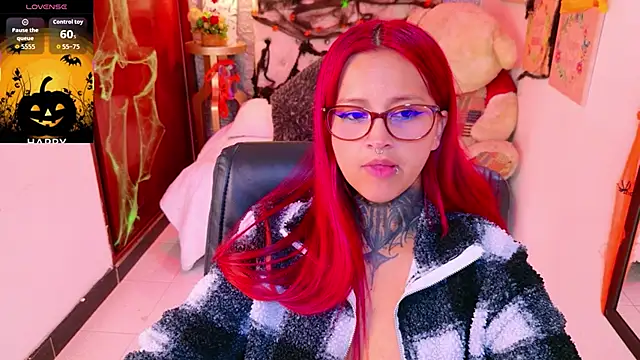 meghan_nill webcam