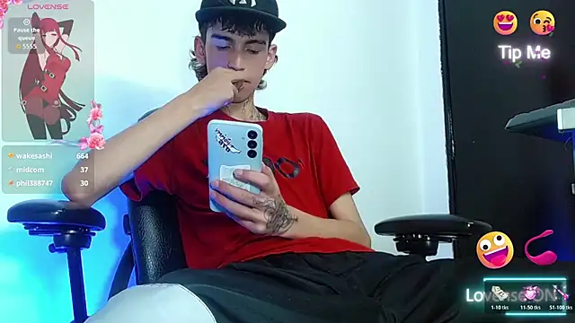 ttimy_x_boy webcam