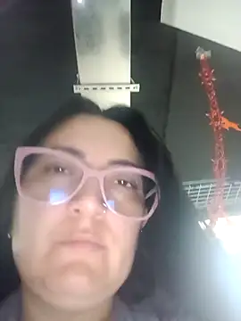 Monserratizzy webcam