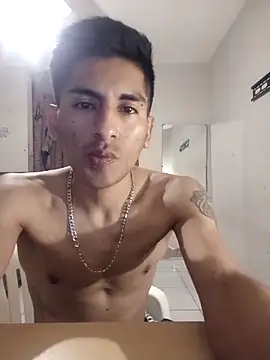 LeonRoots webcam