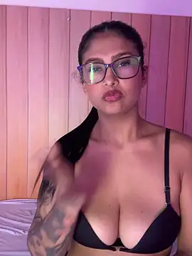 daphnevans webcam