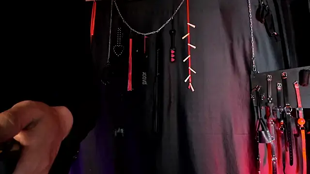 Loana_bastian_bdsm webcam